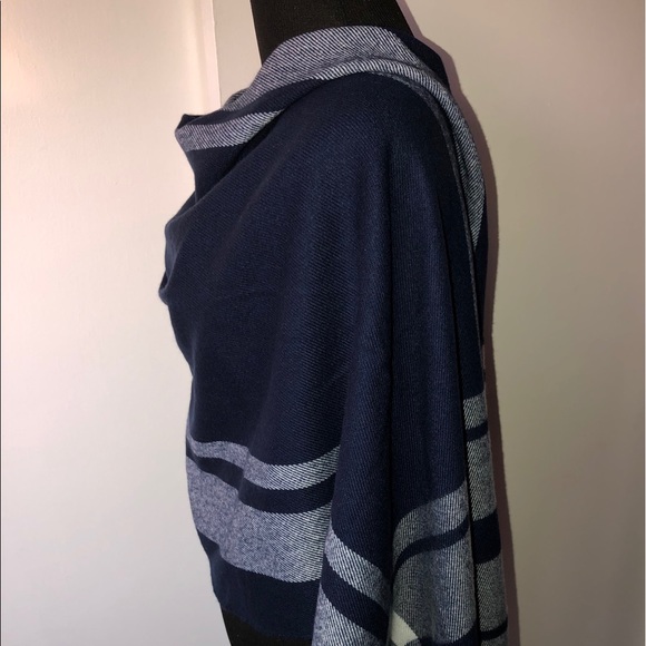 New J Crew Classic Plaid Blanket Scarf/Wrap - Picture 8 of 9